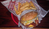 Red Robin Gourmet Burgers And Brews food