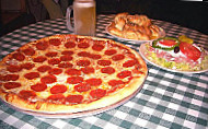 Alberto's Pizzeria Italian food