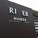 River House Restaurant & Raw Bar inside