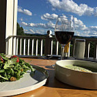 Dahlonega Resort and Vineyard food