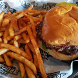 Boulder Tap House Moorhead Comida