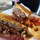 The Eagle's Nest Comida