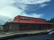 Pizza Hut outside