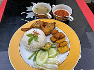 Dapur Penyet Geprek (the Miness) food