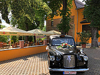 Restaurant Zum Ilmschlößchen outside