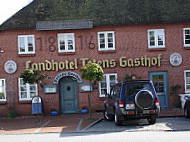 Landhotel Tetens Gasthof outside
