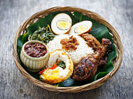Warung Manjoi (nasi Campur) food