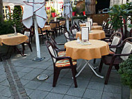 Cafe Haller food