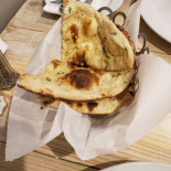 Naan Appetit Comida