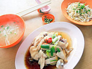 Hoo Yee Kee Ipoh Bean Sprout Chicken Rice food