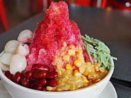 Bao Bao Ais Kacang No. 1 food