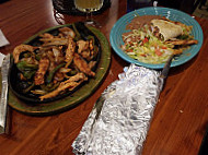 Los Portales Mexican food