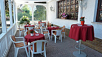 Tanz-Cafe Kurgarten inside