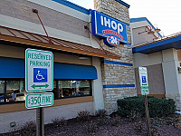 Ihop outside