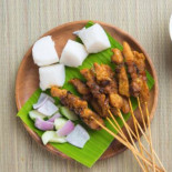 Satay Cup Santai Izam (anjung Selera Membedai) Comida