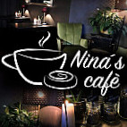 Ninas Cafè inside