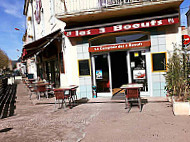 Le Comptoir Des 3 Boeufs inside