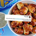 Auntie Anne's food