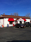 Mikie's Diner outside