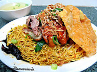 Satay Club Noodle House food