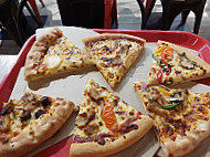 Pizza Hut food