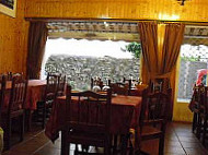 Taberna Do Carril inside