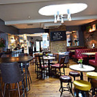 The Black Lion NW6 inside