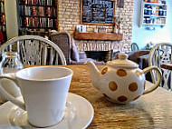 The Cotswold Tearoom food