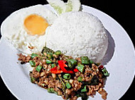 Sawadee-sarn Thai food