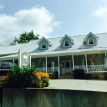 Dave's Bakery Exterior
