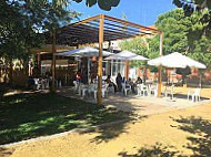Cafeteria Parque Central outside