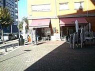 Cafe Basauriko outside