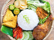 Nasi Bajet Kak Lah food