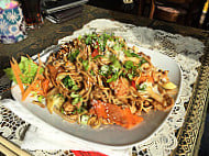 3 Naree Thai Cuisine food