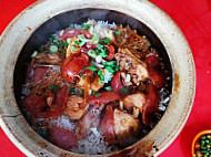 Claypot Sisters Shā Bāo Jiě Mèi food