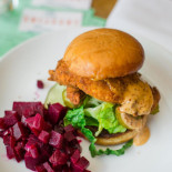 Treeline Kitchen Comida