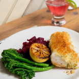Treeline Kitchen Comida
