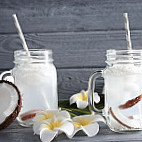 Die Air Kelapa Muda Coconut Shake food