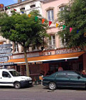 Cafe De La Bourse food