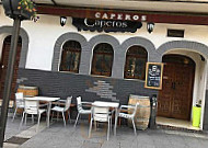 Caperos inside