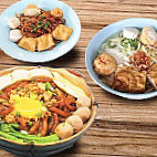 Madam Choo Noodle Lucky 6) food