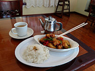 Insee Thai Asian Cuisine food