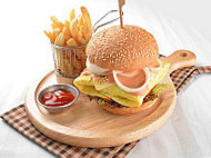 Lanct Burger Medan Selera Wakaf food