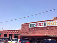 Sam's Pizza outside