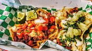 Los Chapos Tacos food
