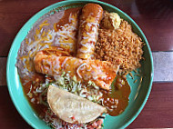 El Tapatio Mexican Cantina food