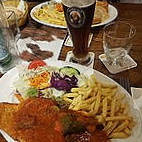 Schnitzelhaus food