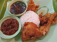 Catteleya Cool (medan Selera Manjung Musang King) food