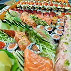 Sushi Uruaçu food