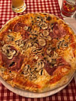 Pizzeria Dragone food